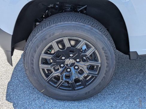 New 2026 Chevrolet Colorado W/T w/ WT Custom Package RWD image 13