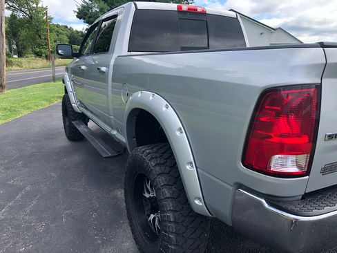 Used 2015 RAM 2500 SLT image 15