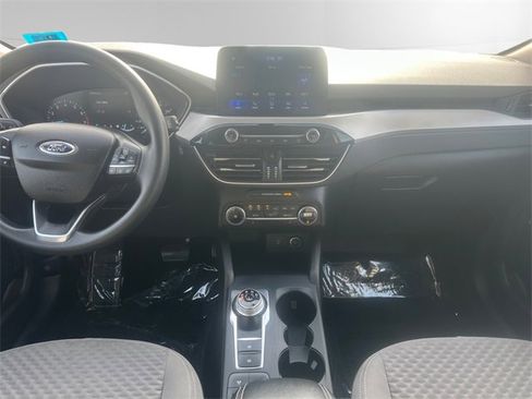 Used 2020 Ford Escape SE image 11