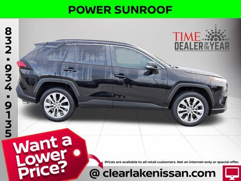 Used 2023 Toyota RAV4 XLE Premium image 8