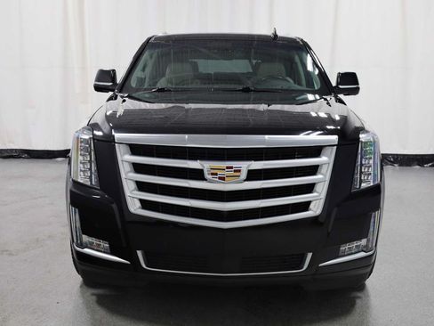 Used 2016 Cadillac Escalade Premium AWD/4WD image 14