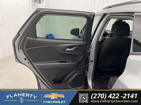 Used 2024 Chevrolet Blazer LT w/ Convenience Package image 10