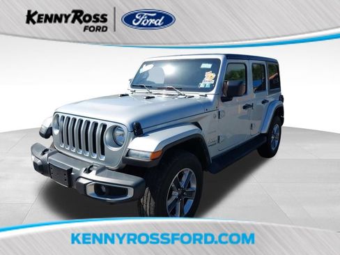 Used 2022 Jeep Wrangler Unlimited Sahara AWD/4WD image 1