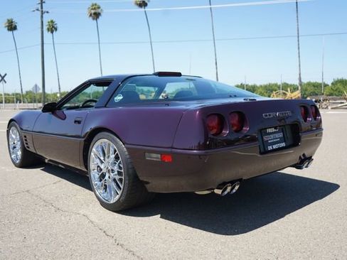 Used 1992 Chevrolet Corvette ZR-1 RWD image 14