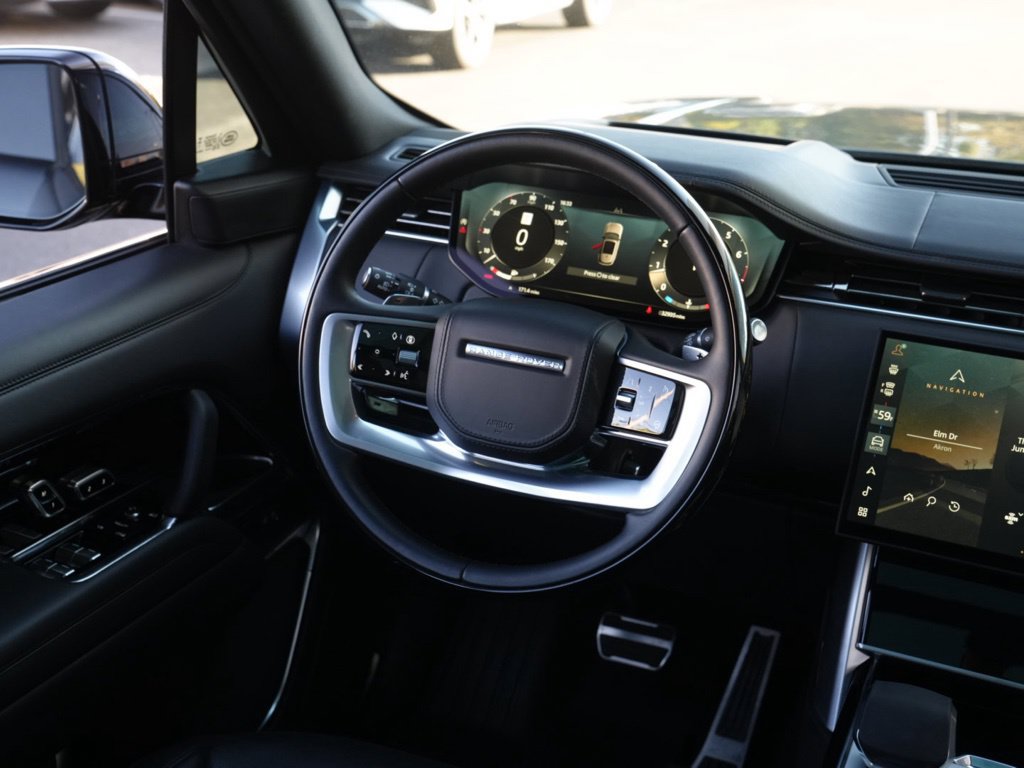 Used 2024 Land Rover Range Rover SE AWD/4WD image 29