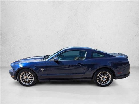 Used 2012 Ford Mustang Premium image 8