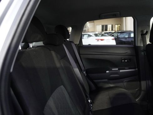 Used 2020 Mitsubishi Outlander Sport SE image 17