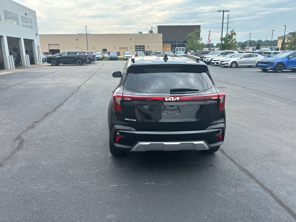 Used 2026 Kia Seltos S FWD image 6