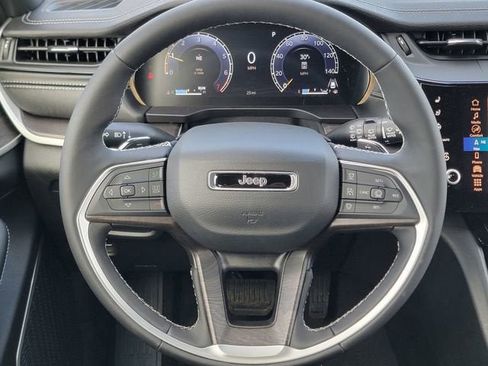 New 2026 Jeep Grand Cherokee Limited Reserve image 31