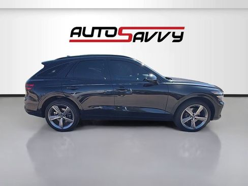 Used 2022 Genesis GV70 3.5T Sport w/ Sport Prestige Package image 8