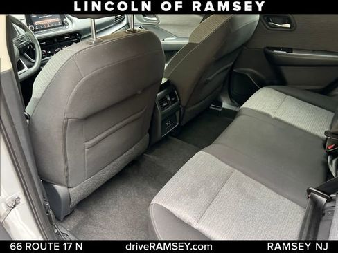 Used 2021 Nissan Rogue SV FWD image 16