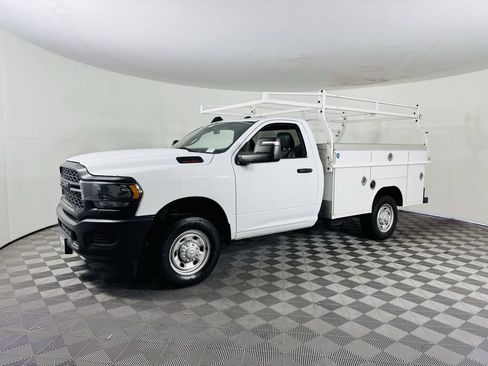 Used 2023 RAM 2500 Tradesman RWD image 6