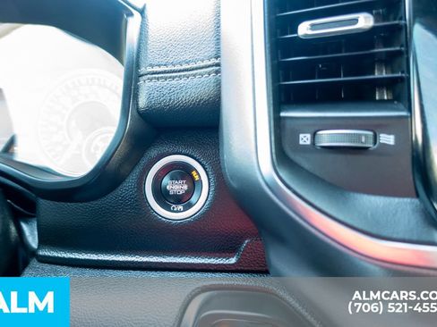 Used 2024 RAM 1500 Laramie image 32