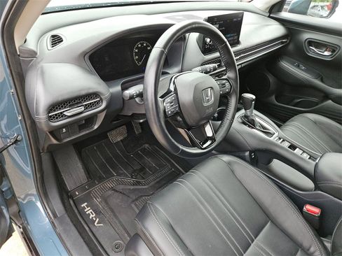 Used 2025 Honda HR-V EX-L image 17