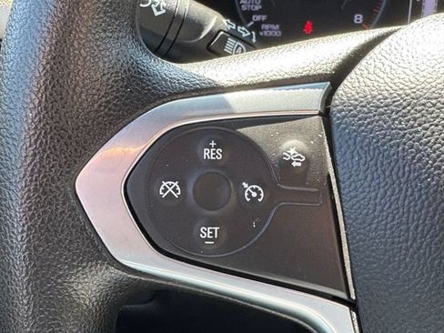 Certified 2023 Chevrolet Traverse LS FWD image 22