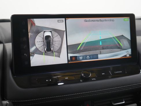 Used 2024 Nissan Rogue SL image 28