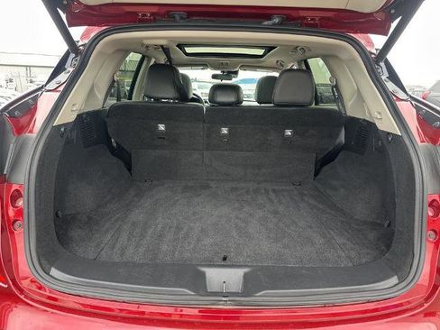 Used 2024 Nissan Murano SV image 11