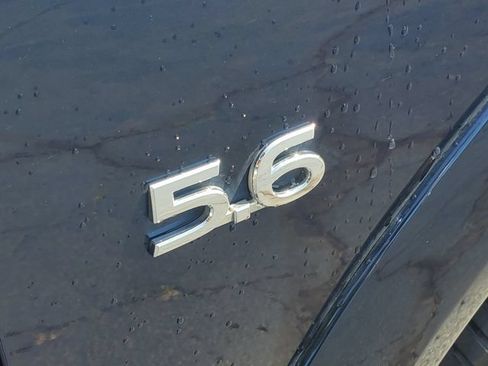 Used 2017 INFINITI QX80 4WD w/ Driver Assistance Package image 6