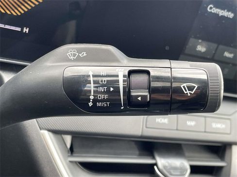 New 2025 Kia K4 LXS image 30