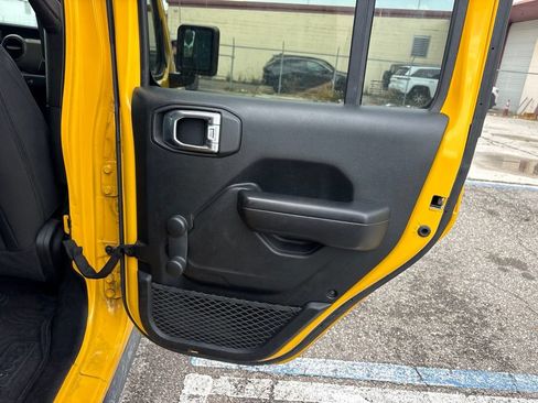 Used 2021 Jeep Wrangler Unlimited Sport AWD/4WD image 16
