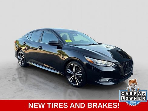 Used 2023 Nissan Sentra SR w/ Electronics Package FWD image 3