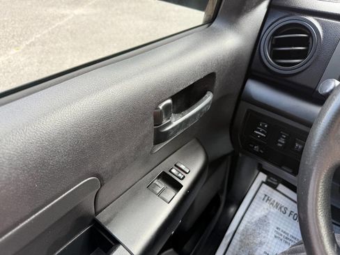 Used 2016 Toyota Tundra SR image 26