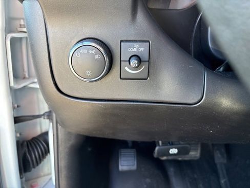 Used 2024 GMC Savana 2500 w/ Driver Convenience Package image 15