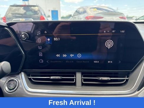 Used 2024 Chevrolet Trax ACTIV image 5