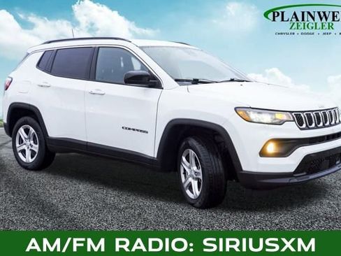 Used 2023 Jeep Compass Latitude image 4