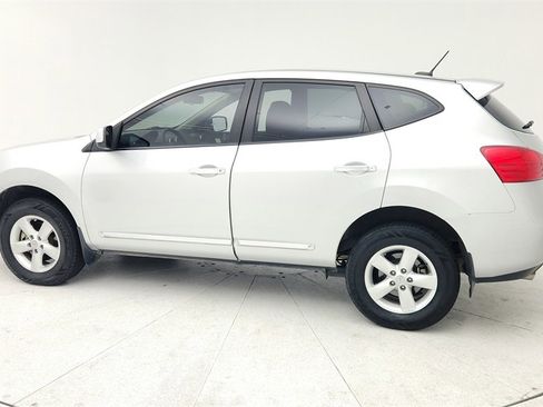 Used 2013 Nissan Rogue S w/ Special Edition Pkg image 4