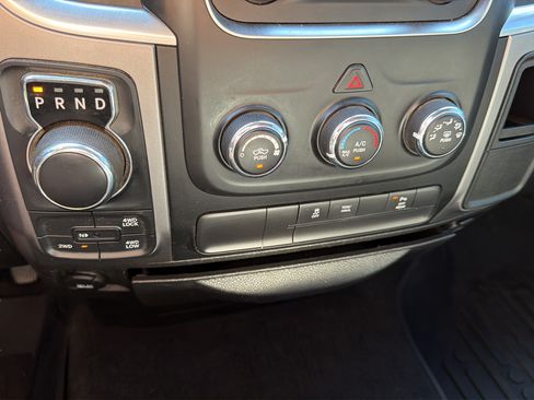 Used 2022 RAM 1500 Warlock AWD/4WD image 27
