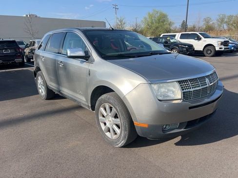 Used 2008 Lincoln MKX AWD image 3