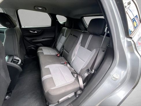 Used 2023 Chevrolet Blazer LT FWD image 27