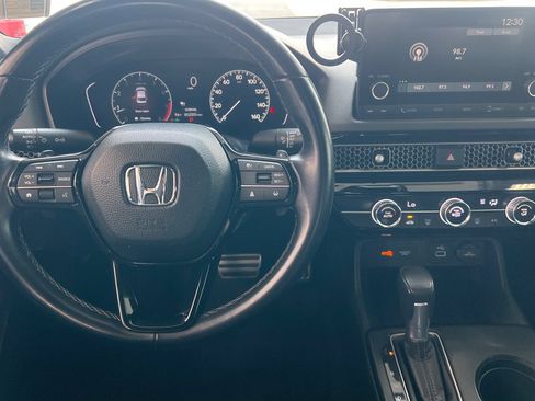 Used 2024 Honda Civic Sport image 11