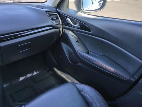 Used 2015 MAZDA MAZDA3 i Grand Touring image 16