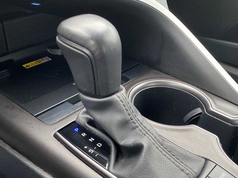 Used 2023 Toyota Camry XSE image 18