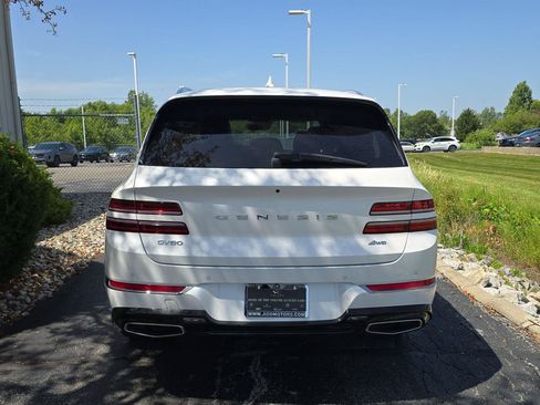 Used 2024 Genesis GV80 2.5T AWD/4WD image 11