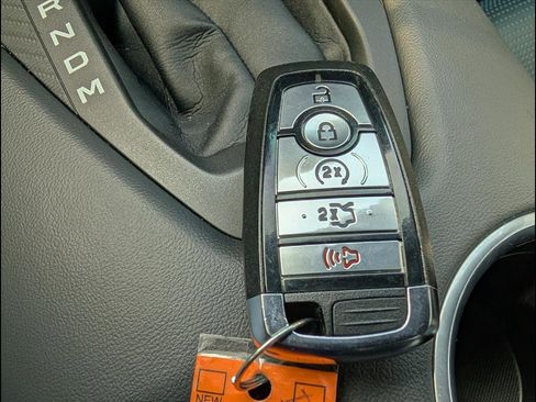 Used 2024 Ford Mustang GT Premium image 19