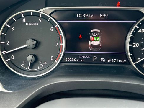 Used 2025 Nissan Rogue SV FWD image 30