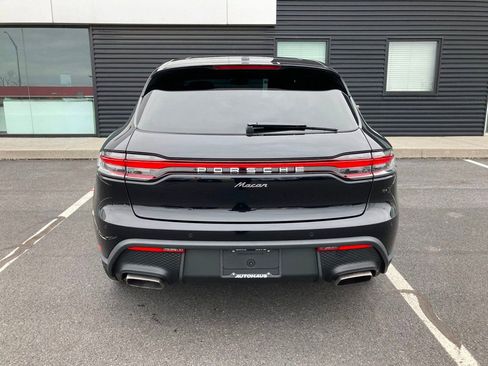 Used 2025 Porsche Macan AWD/4WD image 6