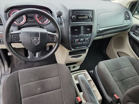 Used 2013 Dodge Grand Caravan SE FWD image 15