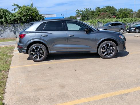 Used 2025 Audi Q3 2.0T Premium Plus w/ Premium Plus Package AWD/4WD image 11