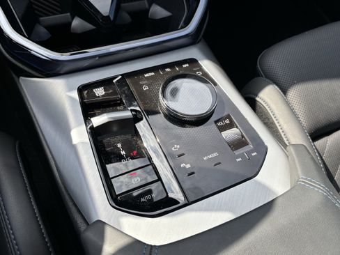 Used 2025 BMW X3 M50 w/ Premium Package image 26