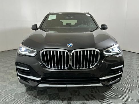 Certified 2023 BMW X5 xDrive40i w/ Premium Package AWD/4WD image 3