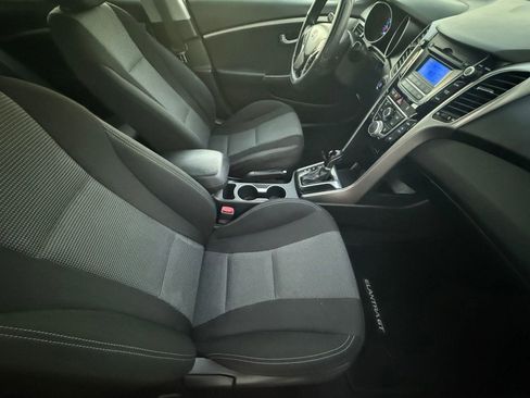 Used 2016 Hyundai Elantra GT w/ Option Group 02 image 34