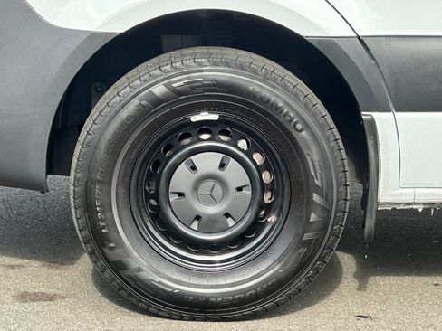 Certified 2025 Mercedes-Benz Sprinter 2500 image 25