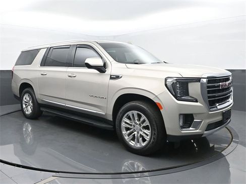 Used 2023 GMC Yukon XL SLT image 7