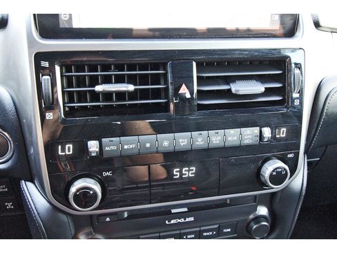 Used 2023 Lexus GX 460 Premium AWD/4WD image 29