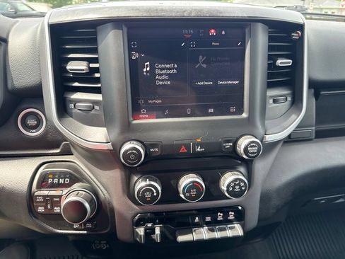 Used 2022 RAM 1500 Big Horn AWD/4WD image 5