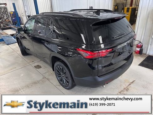 Used 2022 Chevrolet Traverse RS image 7